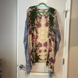 Beautiful boutique Linen Komono